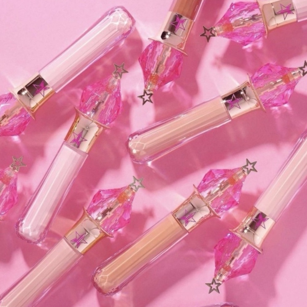 JEFFREE STAR: Magic‎ Star Liquid Concealer. Shades C13 through C19.5